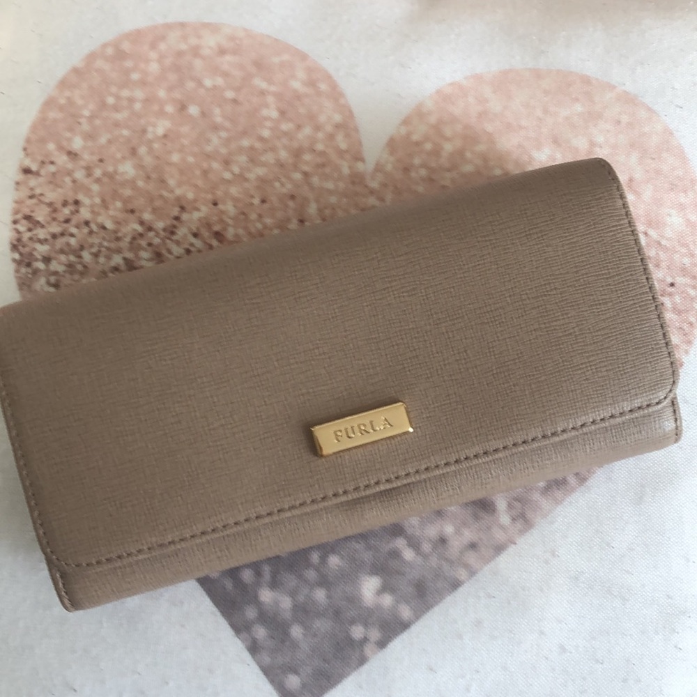 Furla wallet